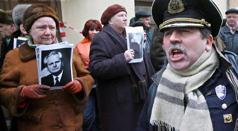 У американского посольства, несанкционированный митинг 13 марта 2006 г.