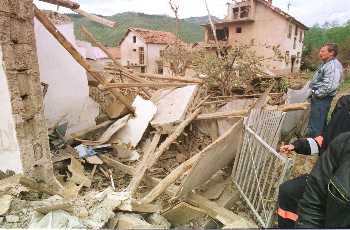 Бомбардировки г. Сурдулица. Югославия - 1999